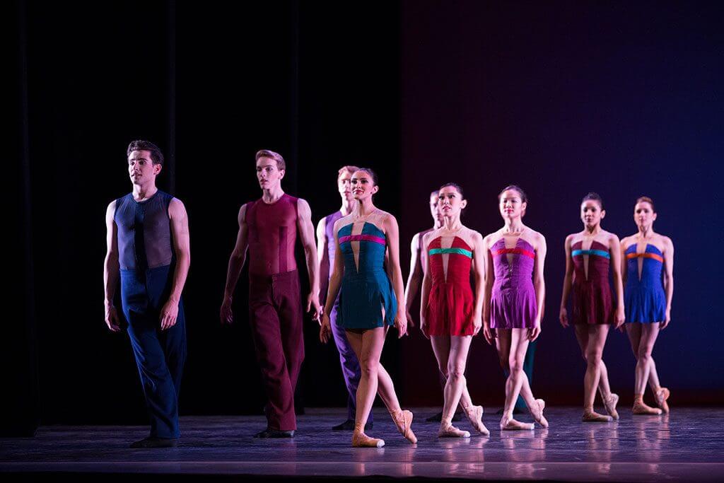 Alexandra Heier and artists of Philadelphia Ballet | Photo: Alexander Iziliaev