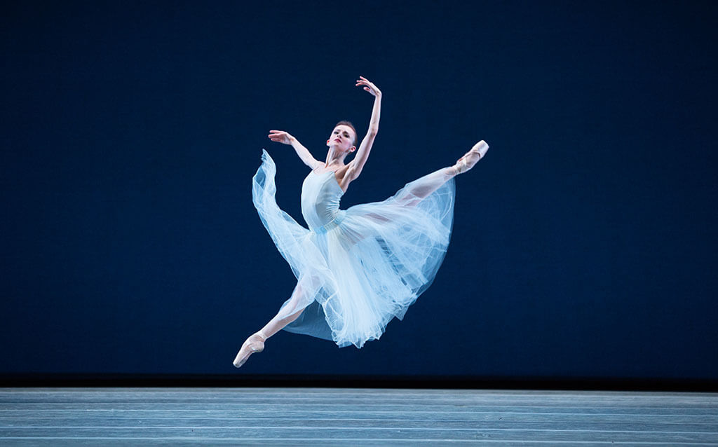 Oksana Maslova in Serenade | Photo: Alexander Iziliaev