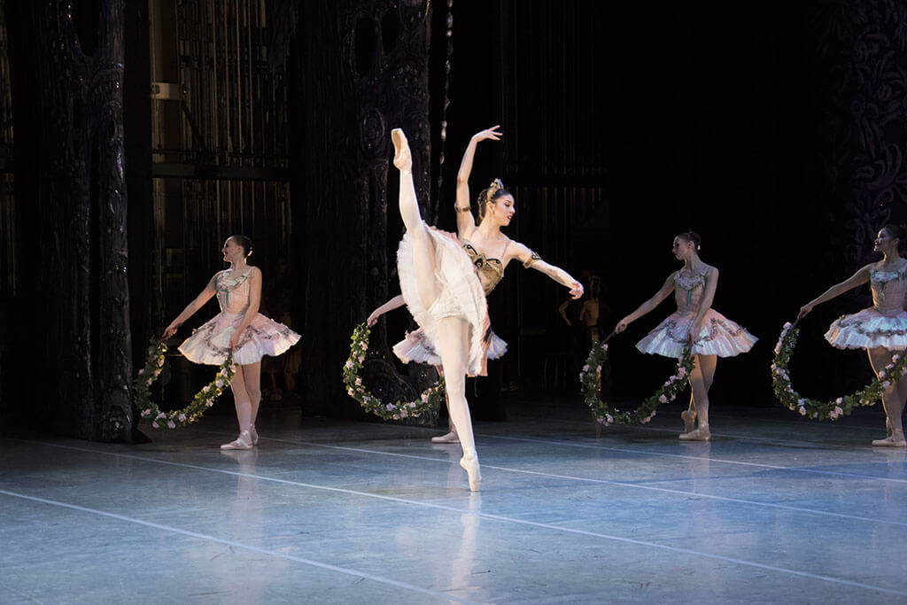 Dayesi Torriente and artists of Philadelphia Ballet | Photo: Arian Molina Soca